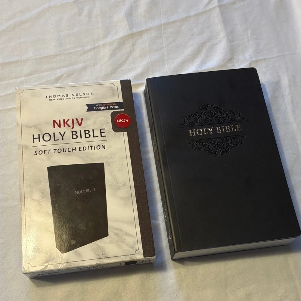 SOLD NKJV Holy Bible King James Soft Touch Edition By Thomas Nelson - Picture 3 of 16